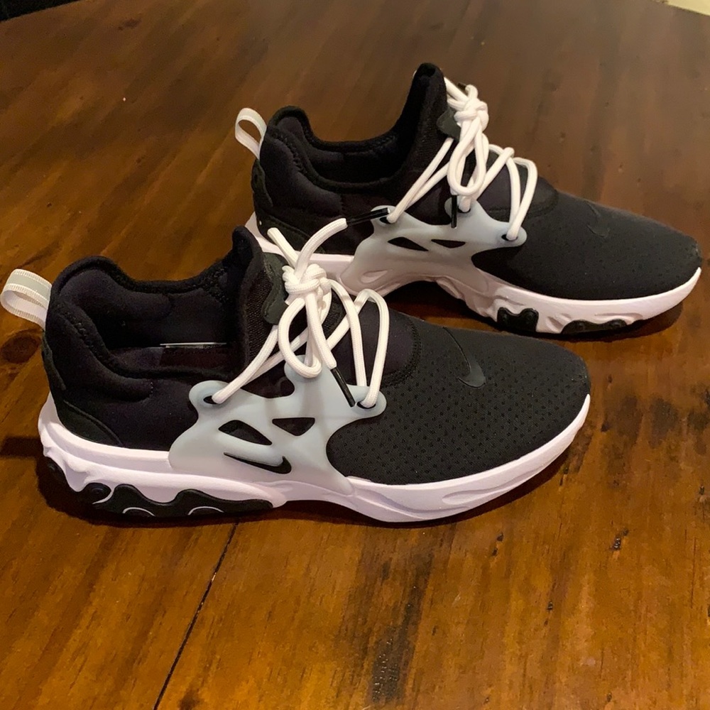 Nike React Presto ‘Ghost’